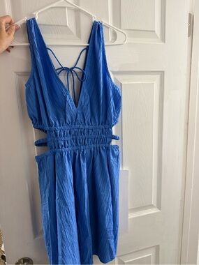 Blue Sleeveless V-Neck Summer Dress